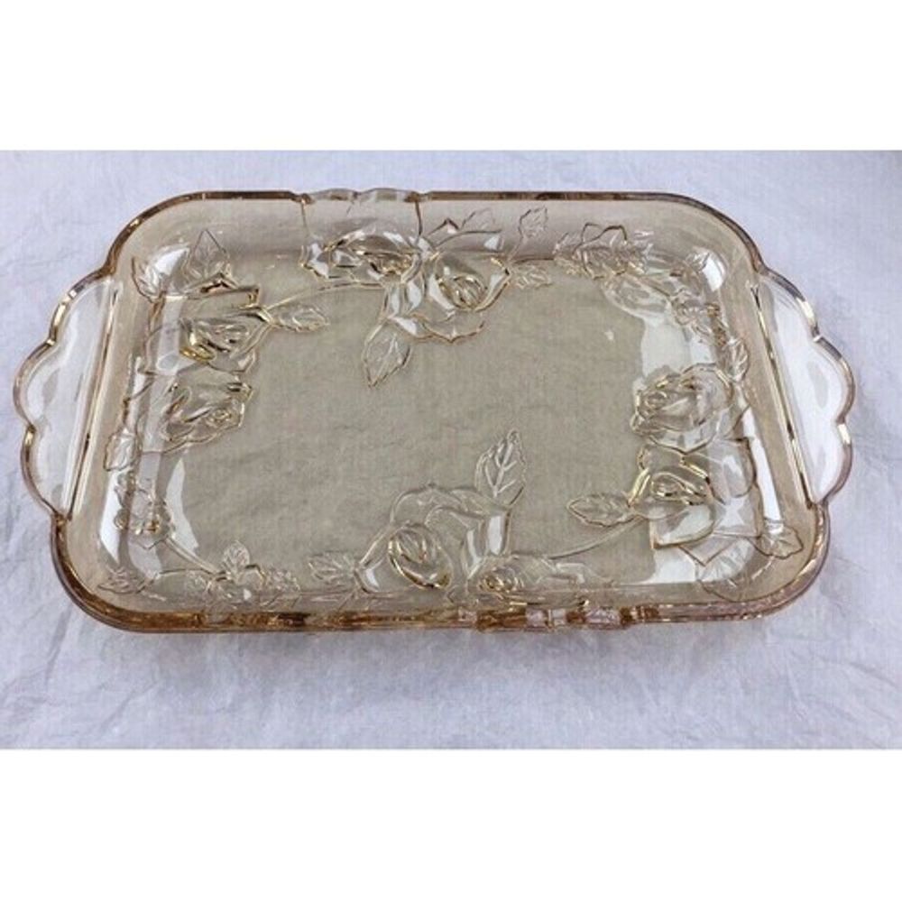 Khay thủy tinh chữ nhật vàng tiệp