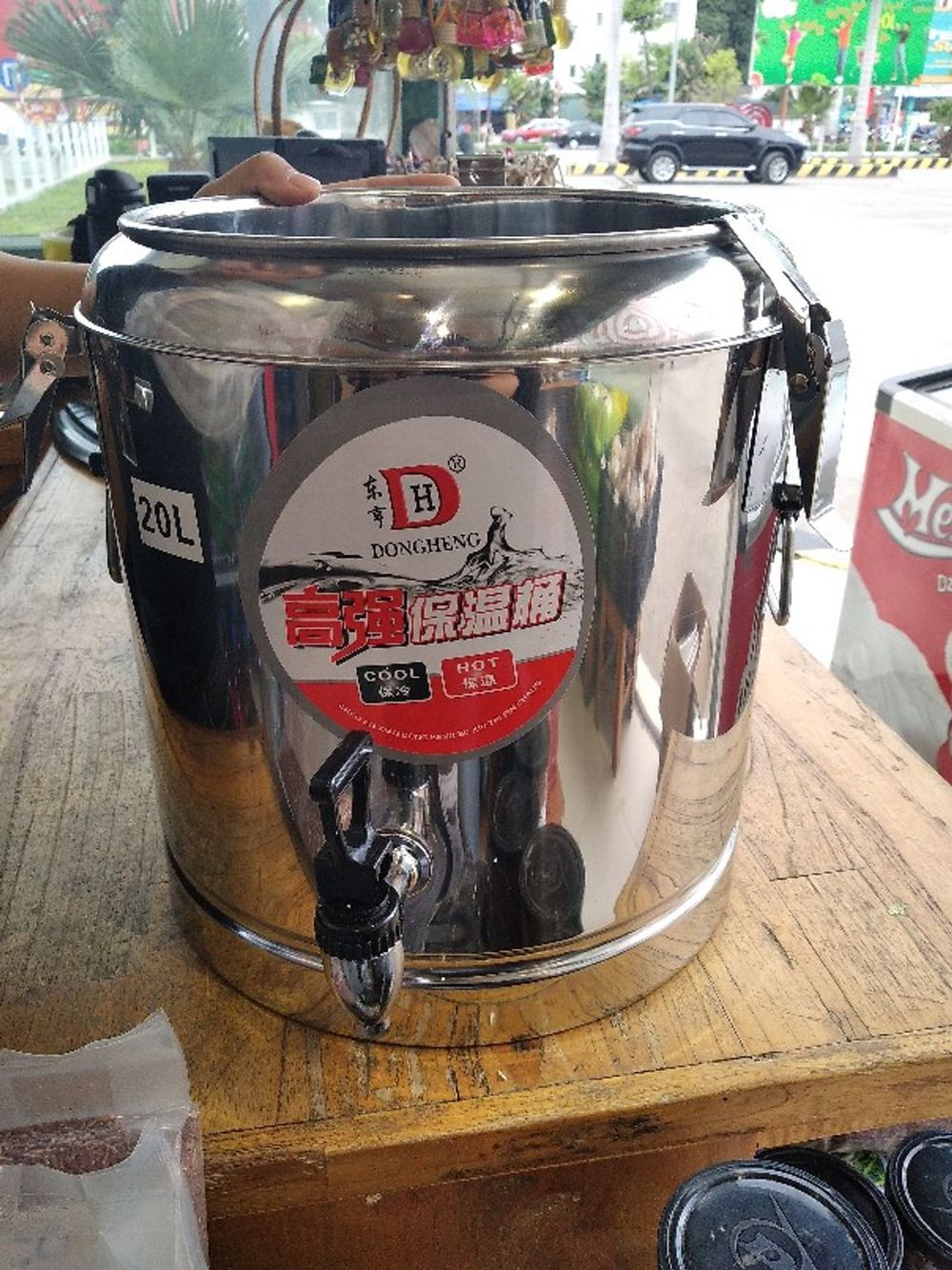 BÌNH INOX GIỮ NHIỆT 20, 30, 40 LÍT CÓ VÒI