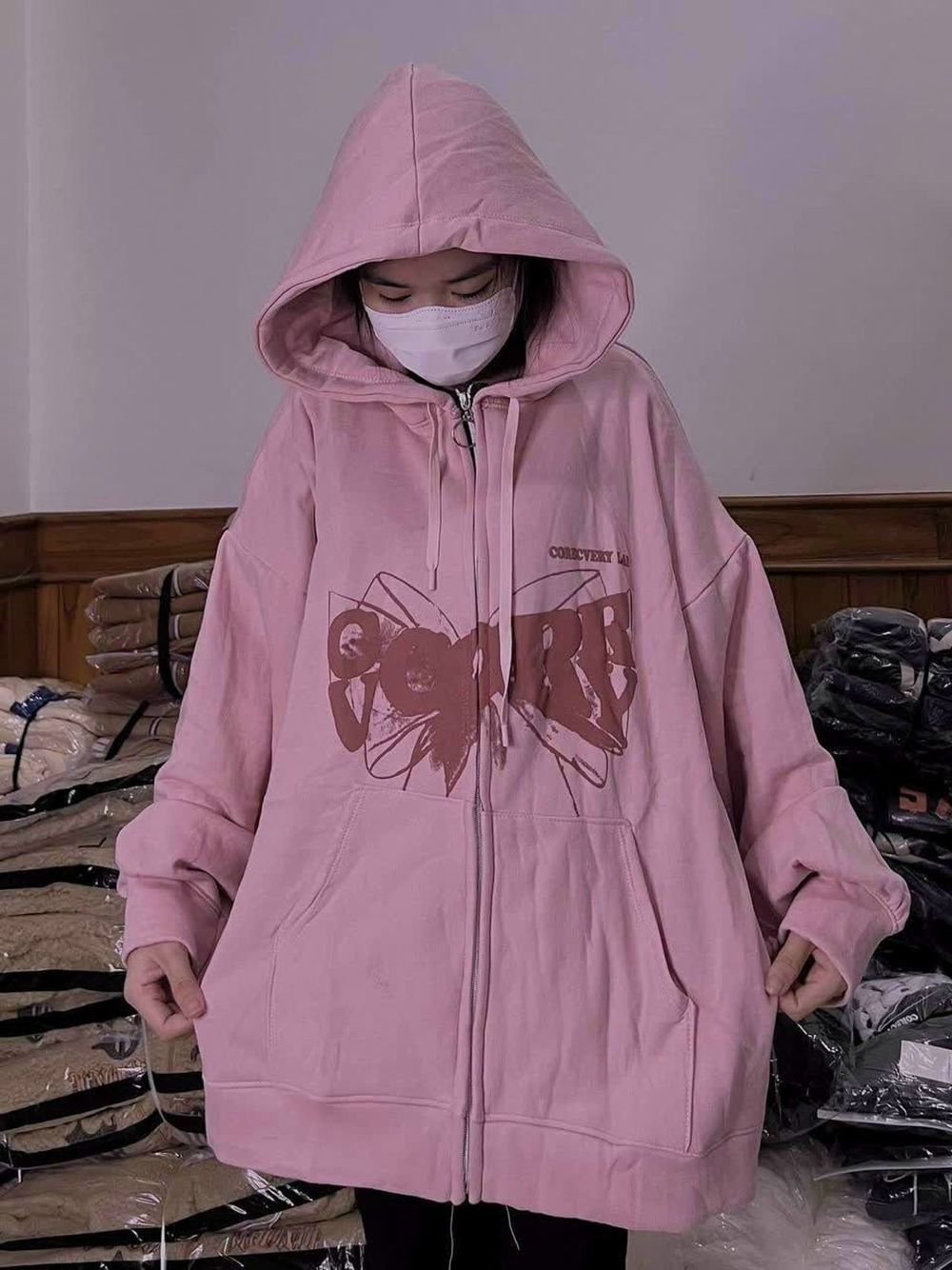 Áo khoác tay phồng in nơ to có nón form dưới 70kg