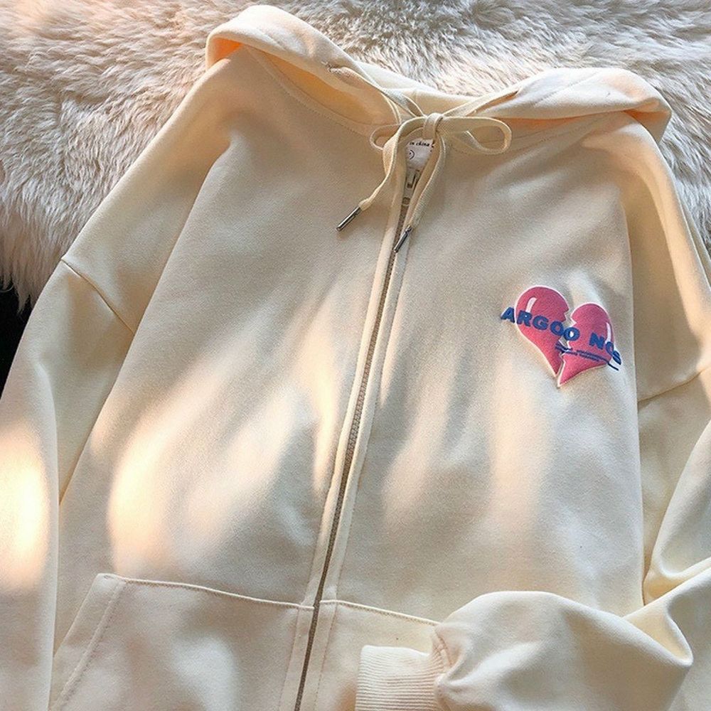 Áo khoác dây kéo phao logo in nổi tim chia đôi form đẹp