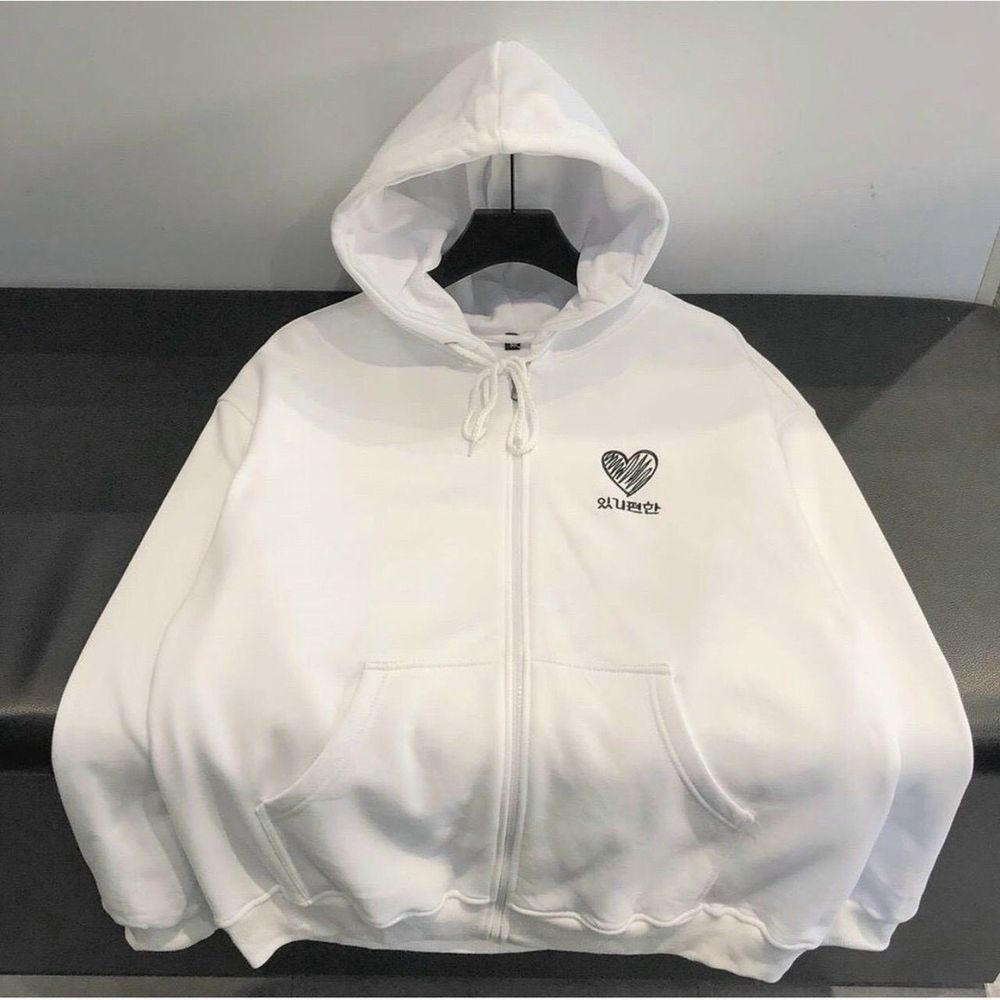 Áo khoác thun nỉ thêu logo trái tim form đẹp vải mịn