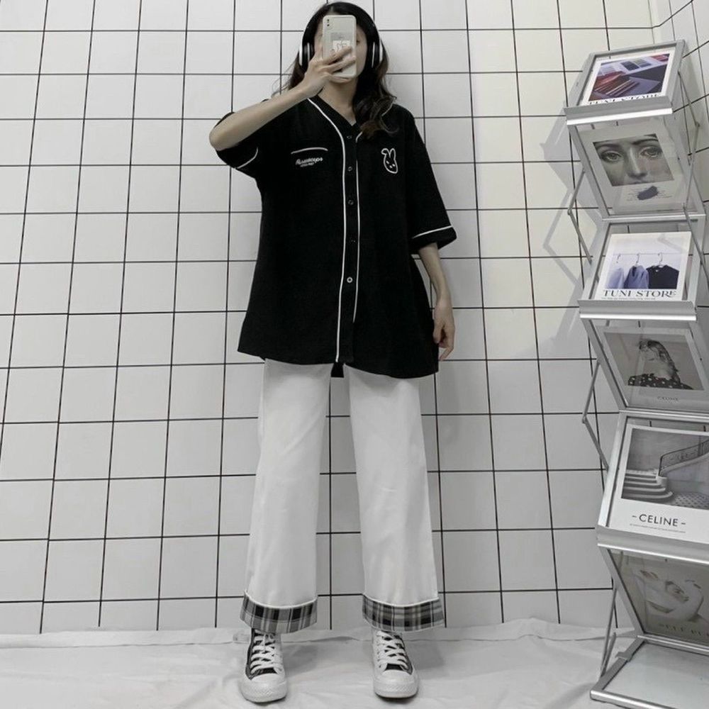 Áo sơ mi sọc viền thêu đầu thỏ kiểu dáng trẻ trung năng động