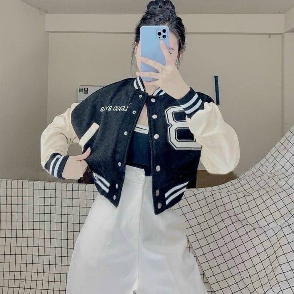 Áo khoác bomber croptop Chữ B nữ dáng lửng cánh dơi Phối tay trắng rộng bấm cúc sexy mẫu mới