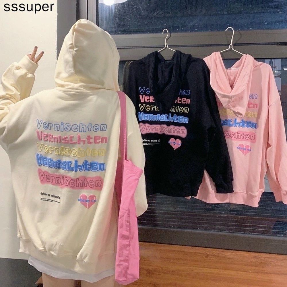 Áo khoác nữ VERNISCH form rộng bo gấu tay phồng in chữ nổi (nón 2lớp)dây kéo phao vải dày mịn.