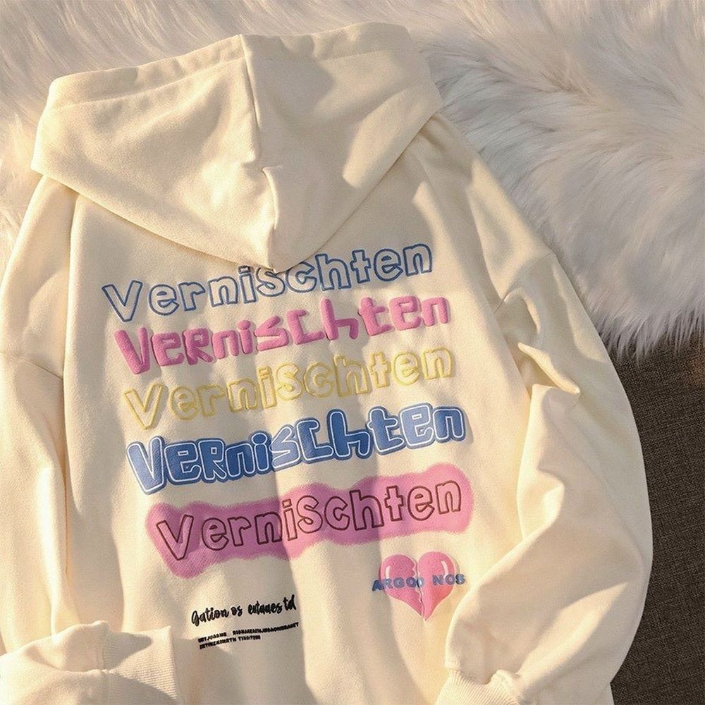 Áo khoác nữ VERNISCH form rộng bo gấu tay phồng in chữ nổi (nón 2lớp)dây kéo phao vải dày mịn.