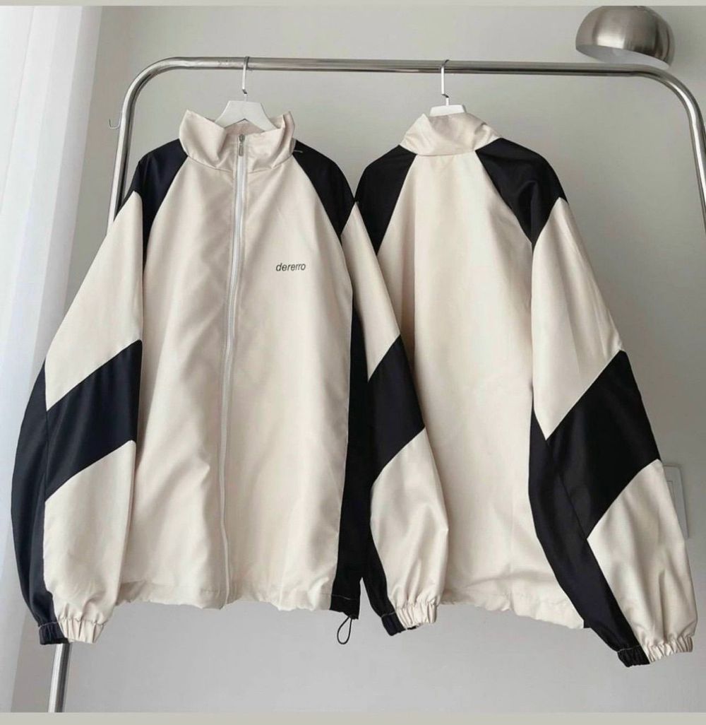 Áo Khoác Gió DEMERRO chữ thêu chất liệu dù 2 lớp 3 màu có túi trong và túi ngoài trẻ trung năng động