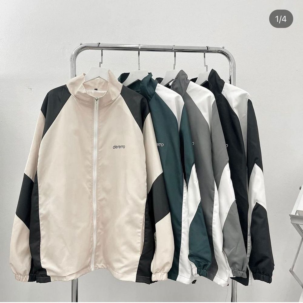 Áo Khoác Gió DEMERRO chữ thêu chất liệu dù 2 lớp 3 màu có túi trong và túi ngoài trẻ trung năng động