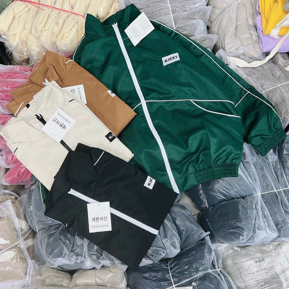 Áo Khoác Dù 2 Lớp Logo Thêu 4LUCKY CHẠY VIỀN NHỎ TOÀN THÂN