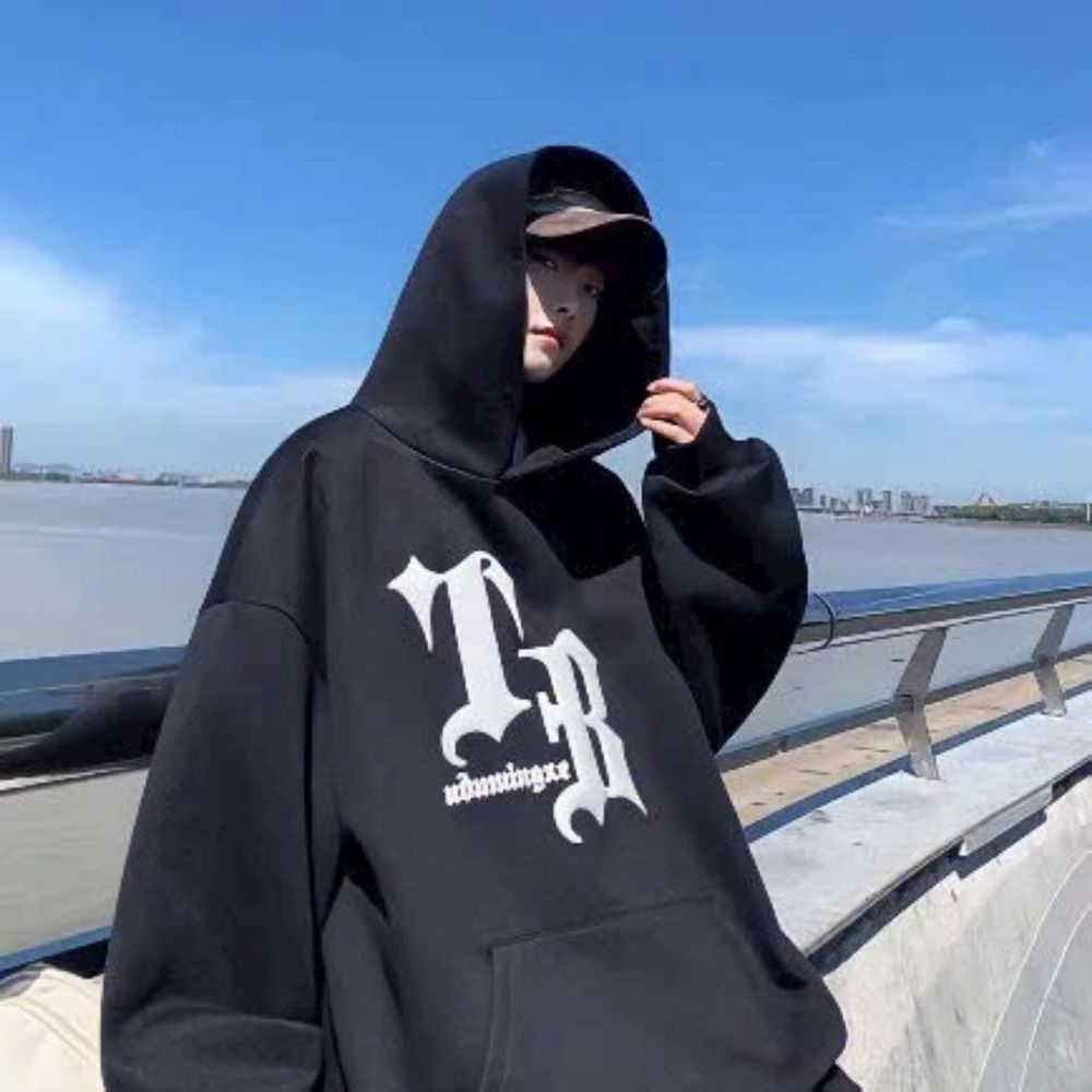 Áo Hoodie Unisex in nổi TB , nón rộng 2 lớp nỉ vải chính , tay phòng .