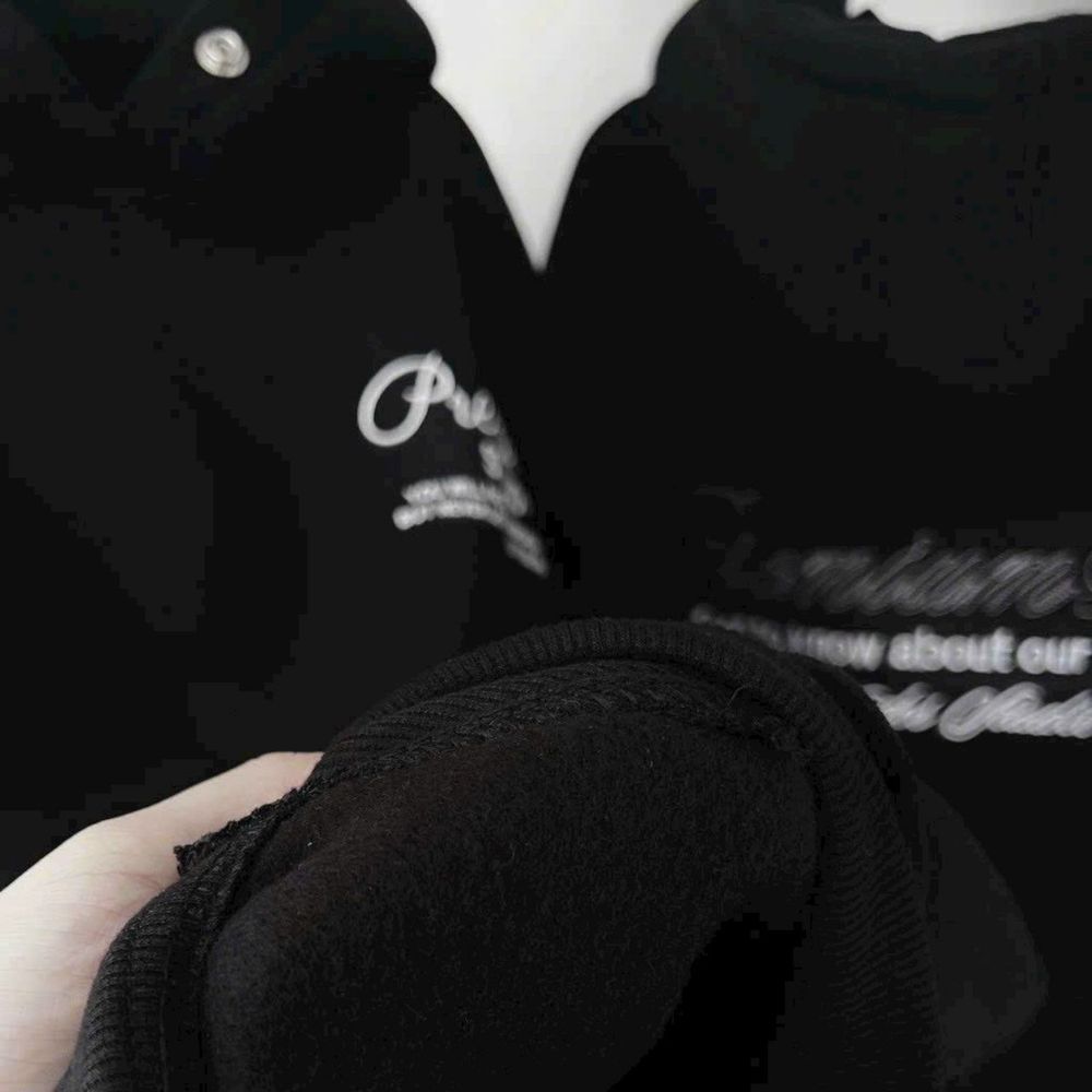 Áo hoodie Unisex logo thêu premium stardio vạt chéo hot trend. Form rộng dưới 85kg