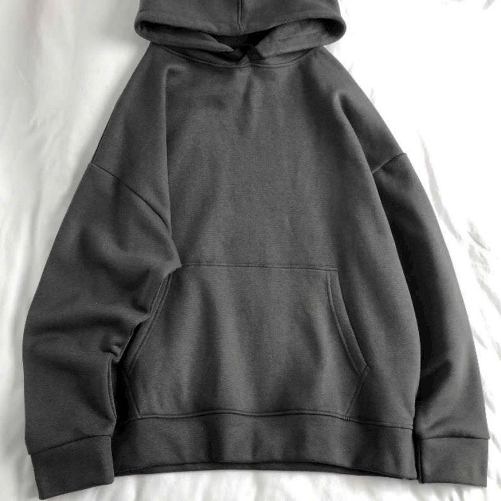 Có sẵn áo phôi trắng đen kem xám . Form rộng chất vải dày mịn phong cách nam nữ