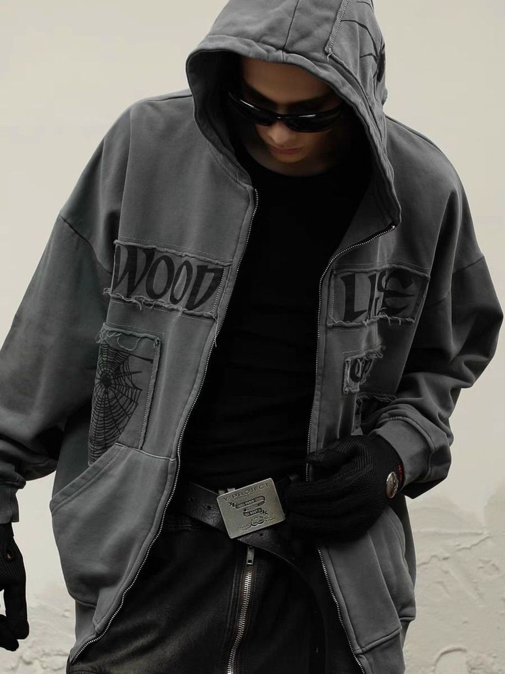 Áo khoác WOOD LISE phối rách chất thun nỉ mềm mịn nón 2 lớp có khoen dây kéo sắt form rộng dưới 75kg