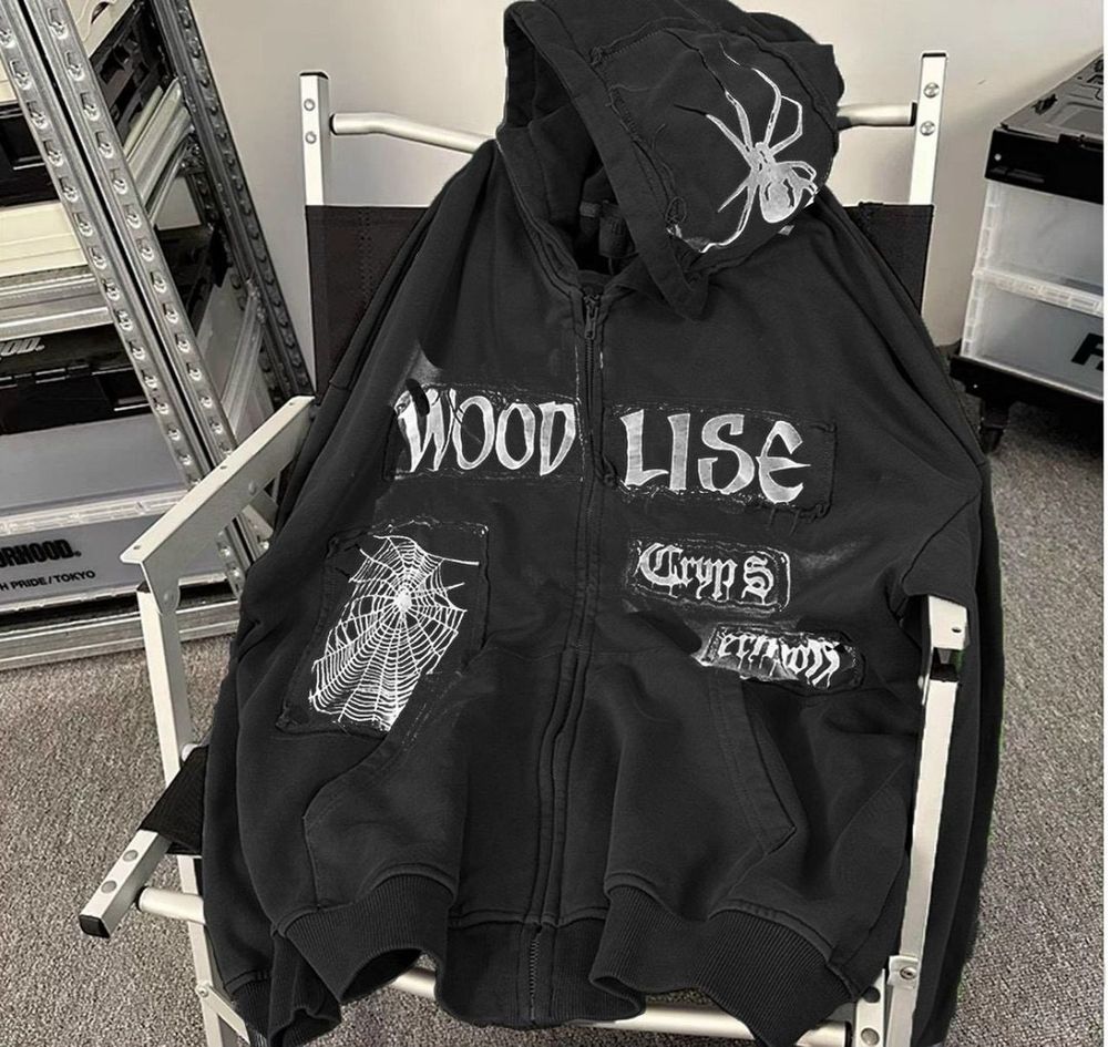 Áo khoác WOOD LISE phối rách chất thun nỉ mềm mịn nón 2 lớp có khoen dây kéo sắt form rộng dưới 75kg