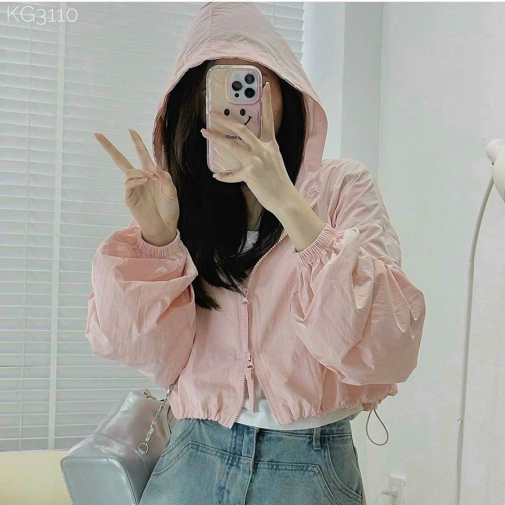 Áo khoác dù trượt nước chất đẹp 1 lớp logo thêu đang lửng tay cánh dơi ,dây rút 2 bên