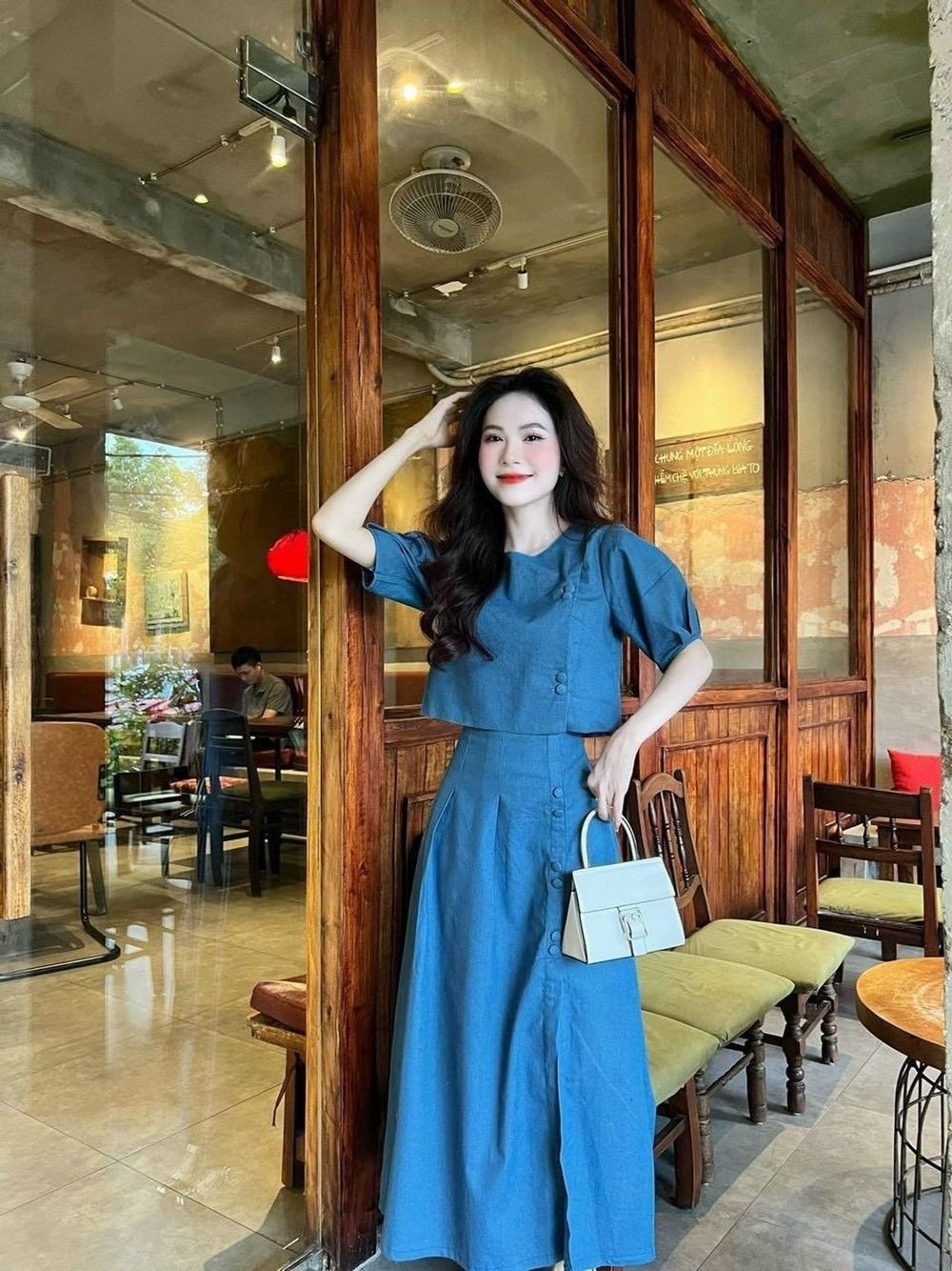 Sét 2 món áo Croptop tay phổng kèm chân váy dài chất jeans cứng sang chảnh