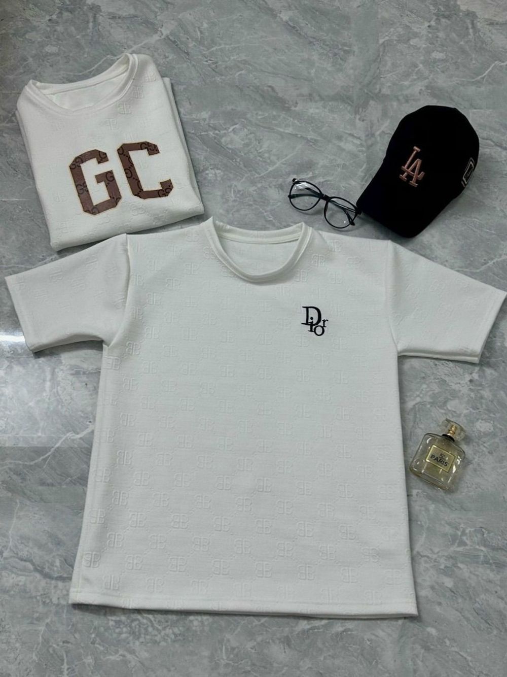 Áo thun nam thêu logo Đì Or chất thun xốp xịn