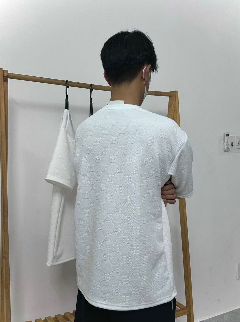 Áo thun nam thêu logo Đì Or chất thun xốp xịn