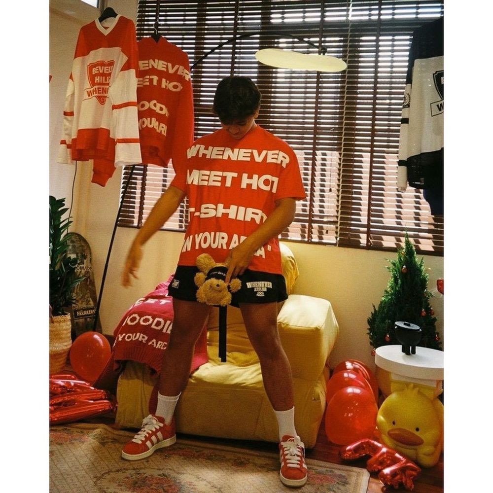 Áo thun nam nữ in nổi WHENEVER MEET HOT chất thun co giãn mềm mịn mát freesize