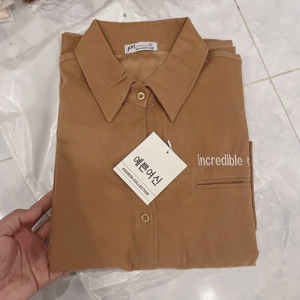 Áo sơ mi tay dài chất da lộn logo thêu INCREDIBL hàng đẹp Freesize dưới -70kg