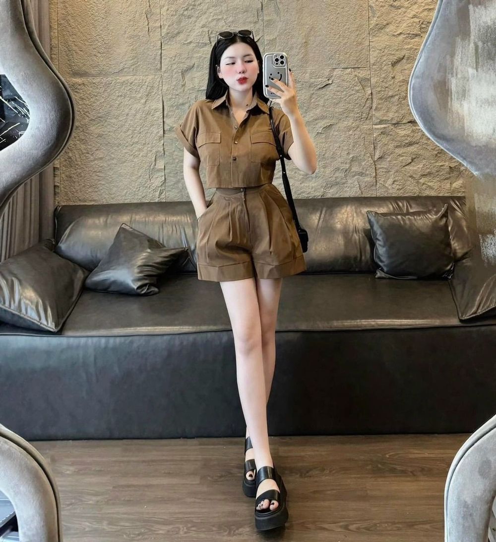 Set áo sơ mi Croptop kèm quần short chất kaki mềm freesize dưới 55kg