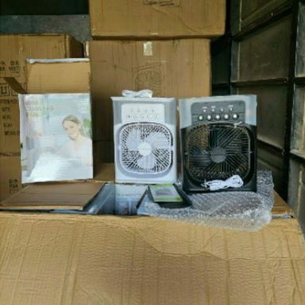 Quạt điều hoà để bàn mini, quạt hơi nước để bàn 3 chế độ gió bình chứa nước 600ml