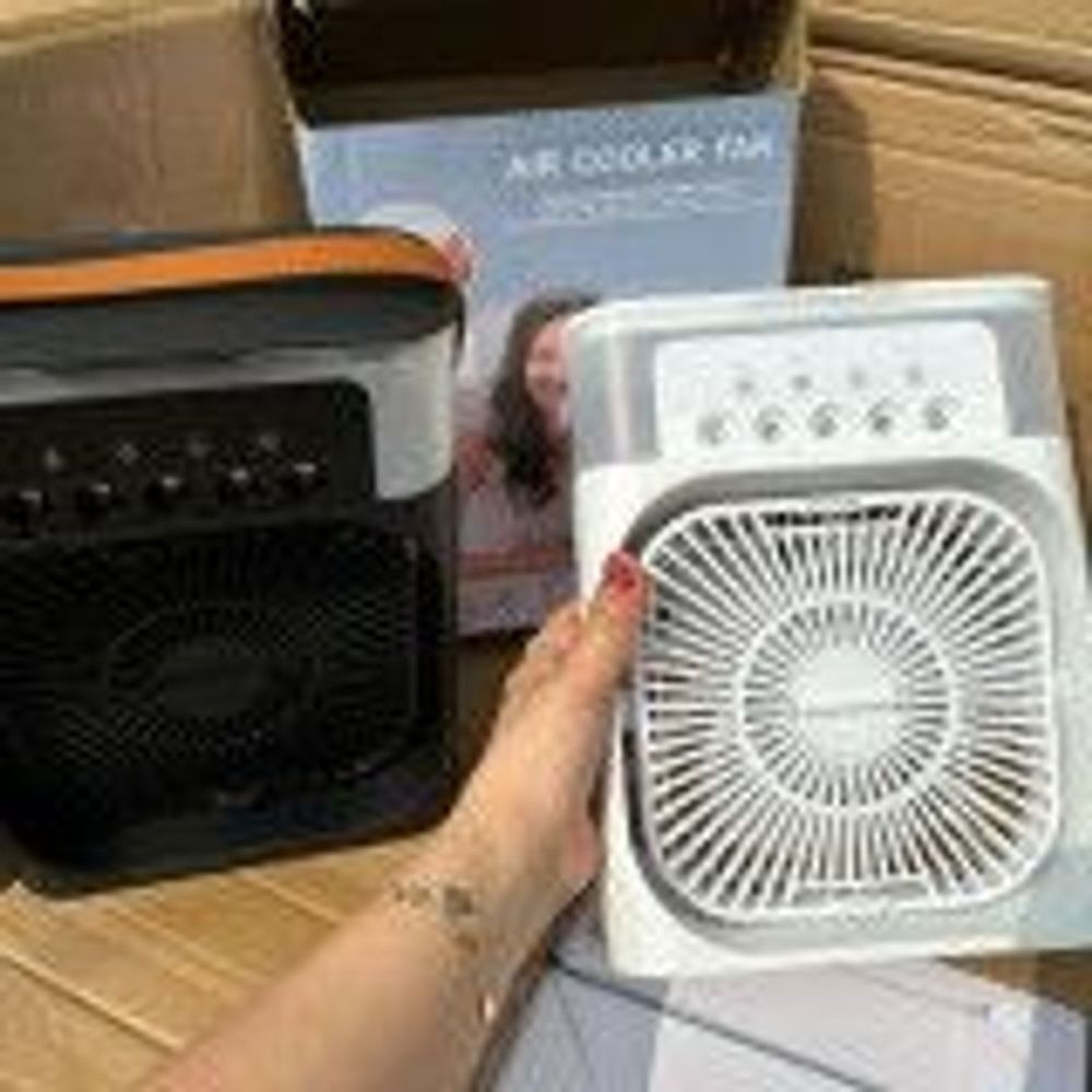 Quạt Vuông Phun Sương (THÙNG 24C)