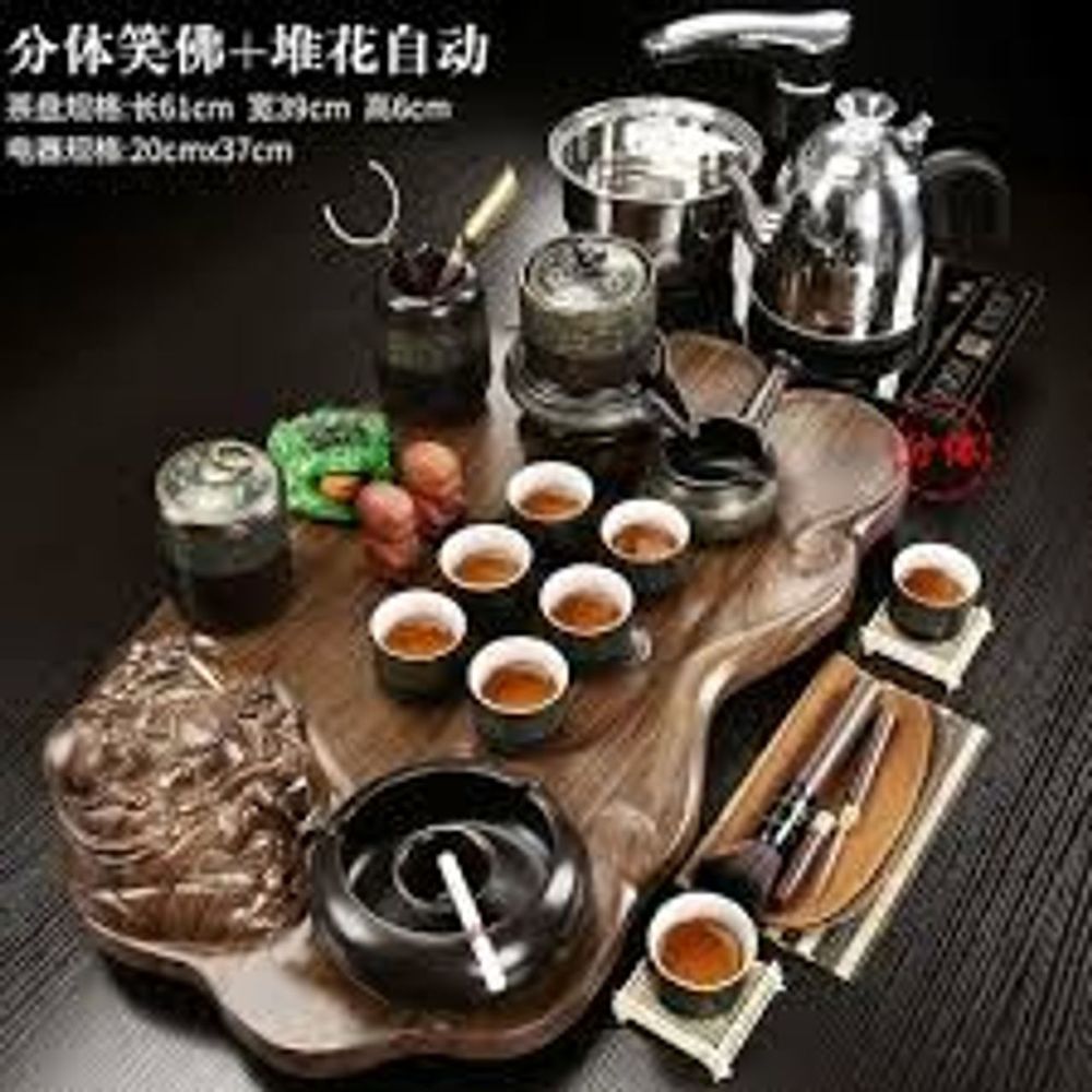 Bộ Ấm Chén Uống Trà Gốm Sứ Hoa Cẩm Đỏ - Sự Hòa Quyện Hoàn Hảo Giữa Nghệ Thuật Và Trà