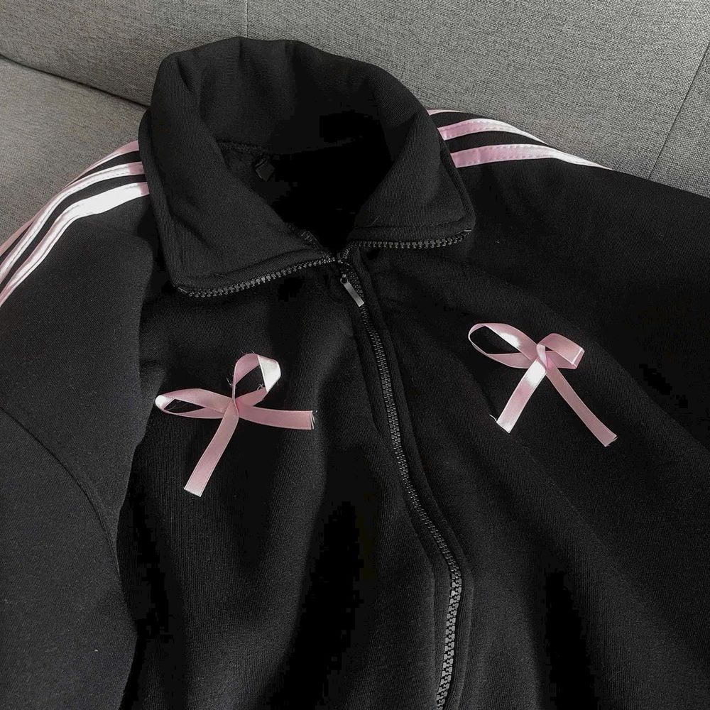 Áo khoác cổ bẻ chạy sọc Chất thun nỉ mịn mát dày, viền tay gắn nơ .dây kéo phao freesize dưới 75kg