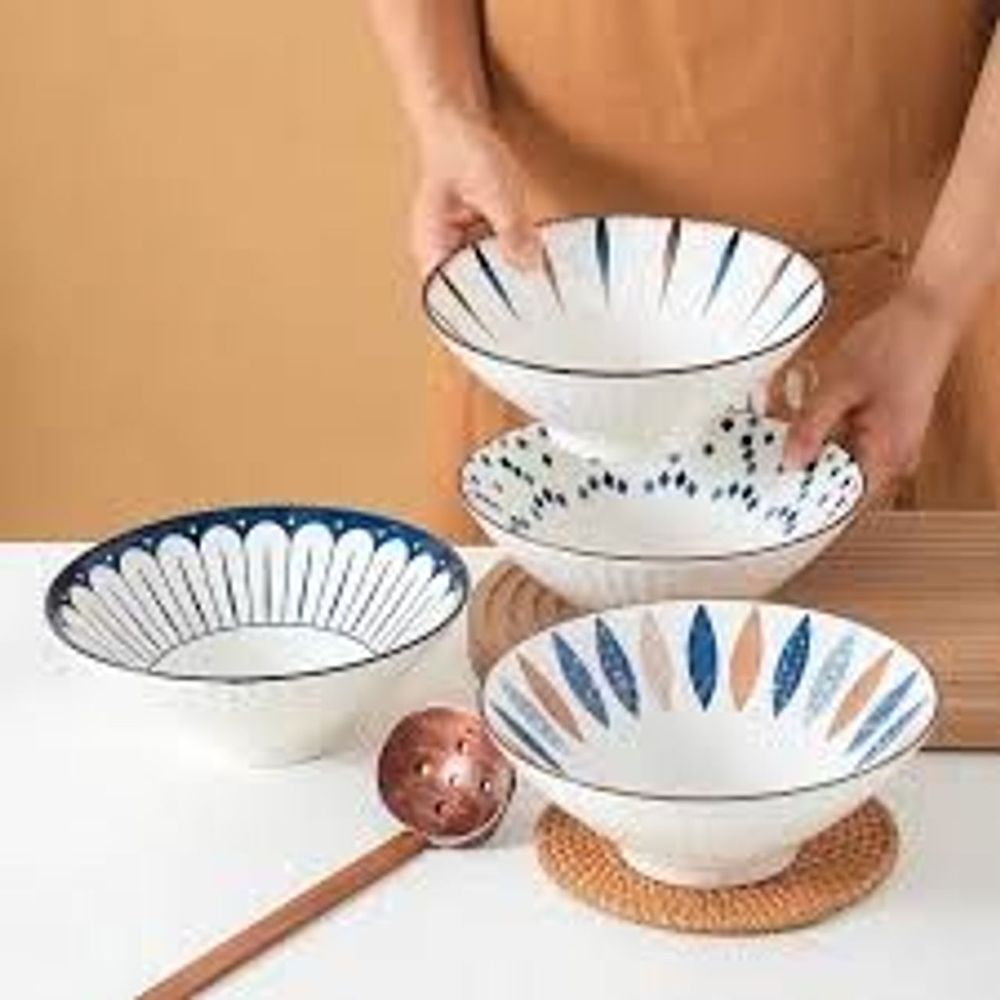 Tô nón, tô sứ loe hoạ tiết hoa văn, tô hình nón hoạ tiết sọc xanh đơn giản xinh xắn, dễ thương.