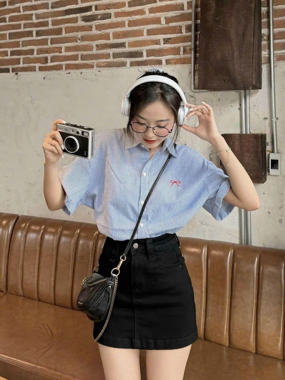 Áo sơ mi sọc thêu Nơ Chất kate freesize dưới 58kg