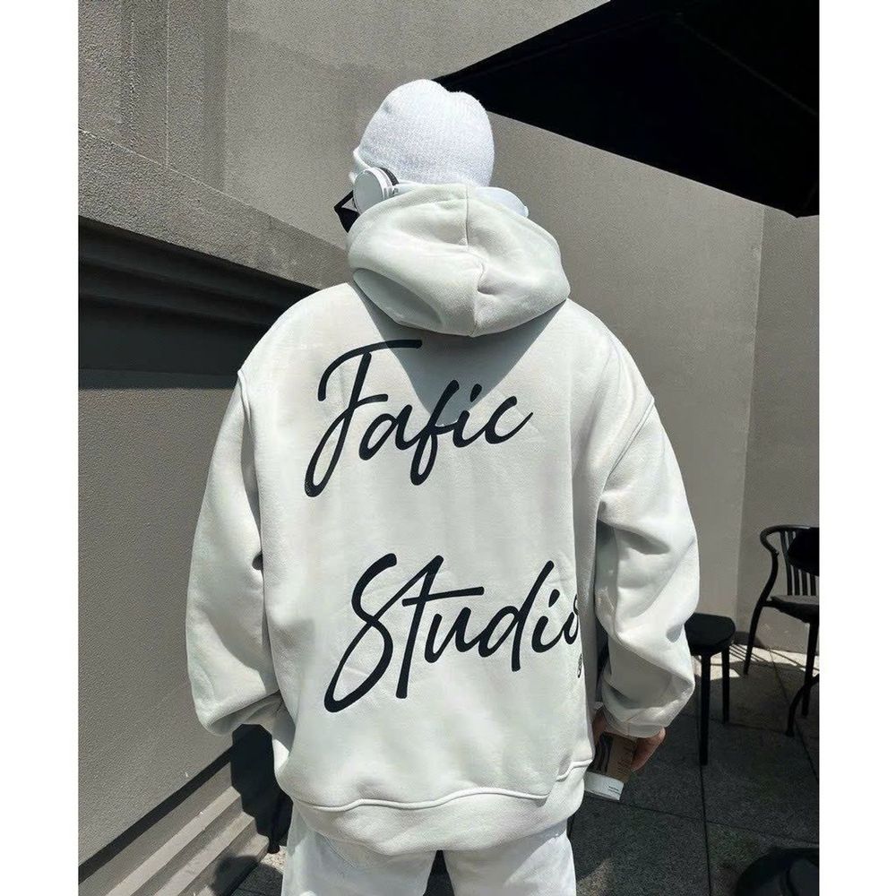 Áo hoodie in FAFIC STD nón rộng 2 lớp vải chính, form rộng 75kg, chất nỉ dày mịn
