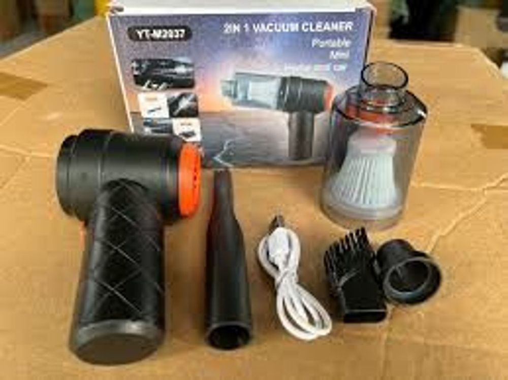 Máy hút bụi mini cầm tay