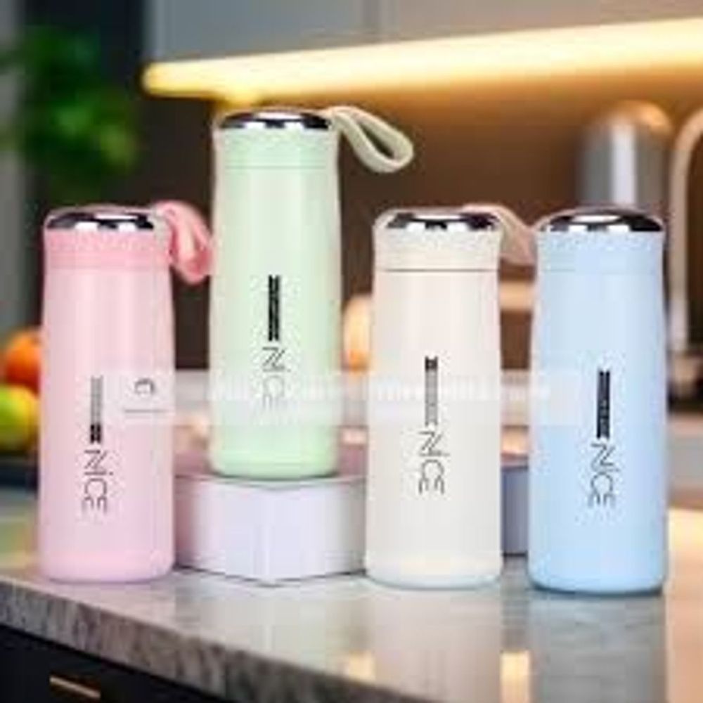 Bình nước cho bé thủy tinh bọc nhựa cách nhiệt hình dễ thương cỡ mini 350ml