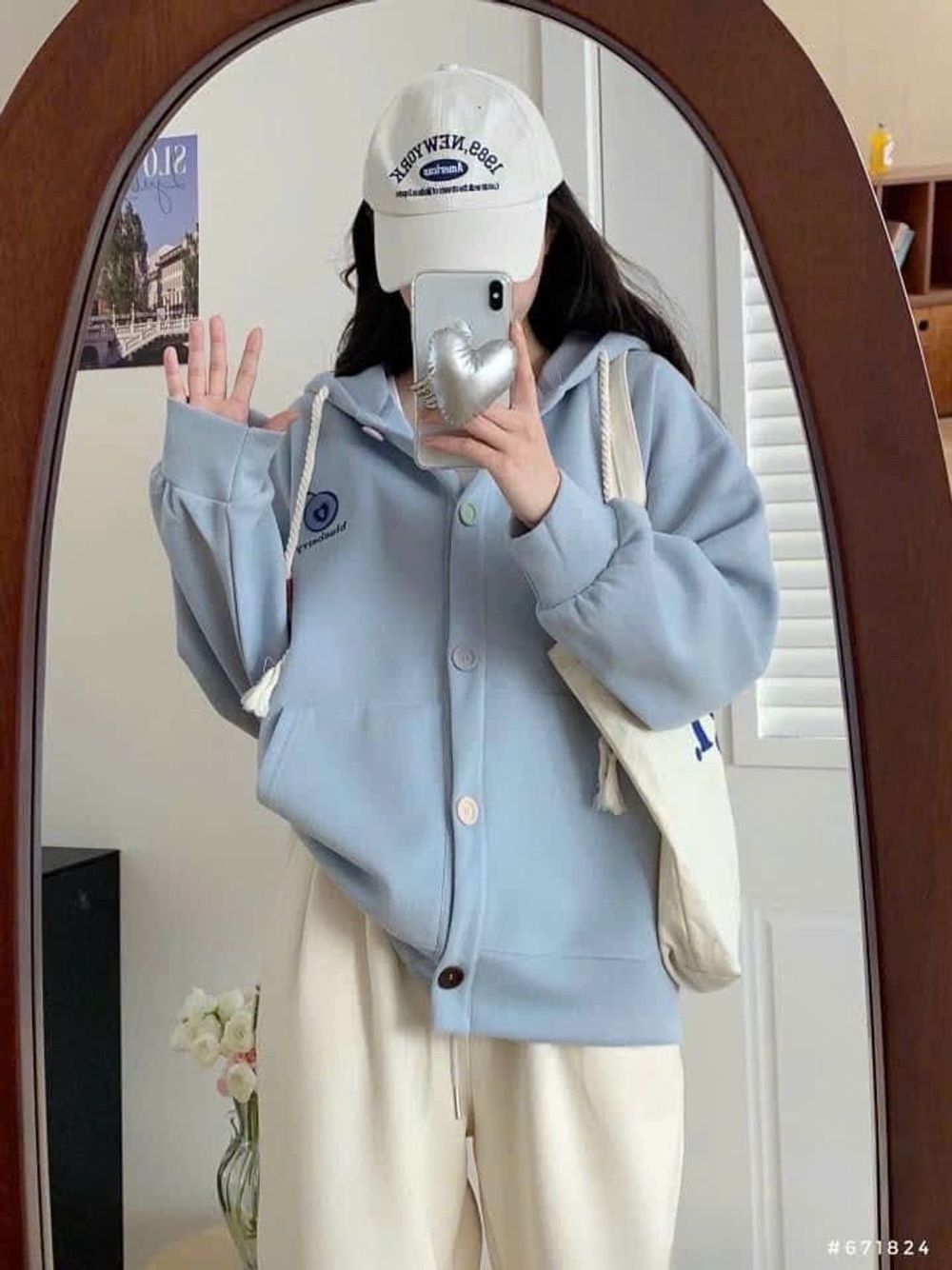 Áo khoác cadigan gài nút có nón 2 lớp rộng, logo thêu trái cây, freesize dưới 70kg