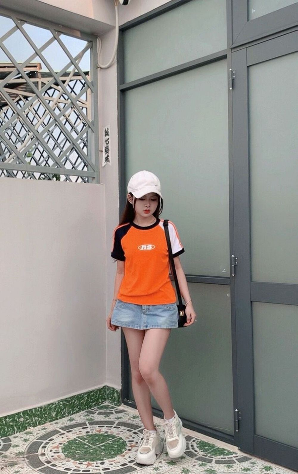 Áo baby tee chất thun cotton tay raplag phối màu cam xanh trắng hot trend