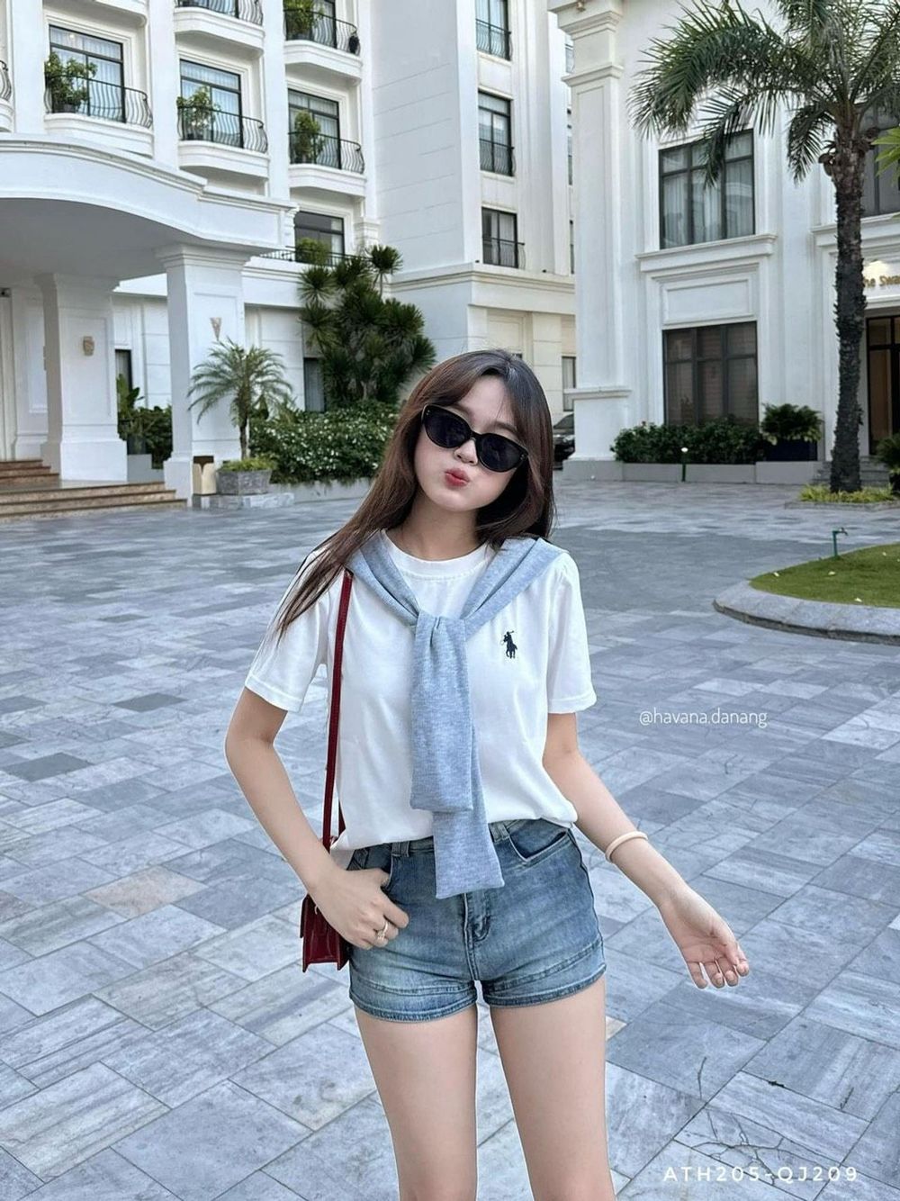 Áo thun baby tee logo thêu ngựa freesize dưới 55kg