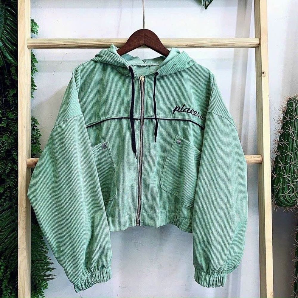 Áo khoác nhung dáng lửng thêu placere freesize dưới 65kg