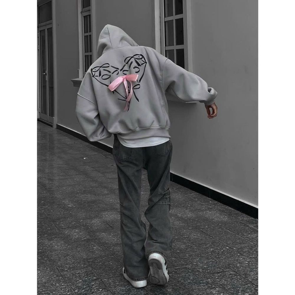 Áo khoác chất thun nỉ xuất khẩu dày mịn in nơ nón và lưng, thân sau đính nơ lụa, nón rộng 2 lớp vải chính, freeisze form rộng dưới 80kg