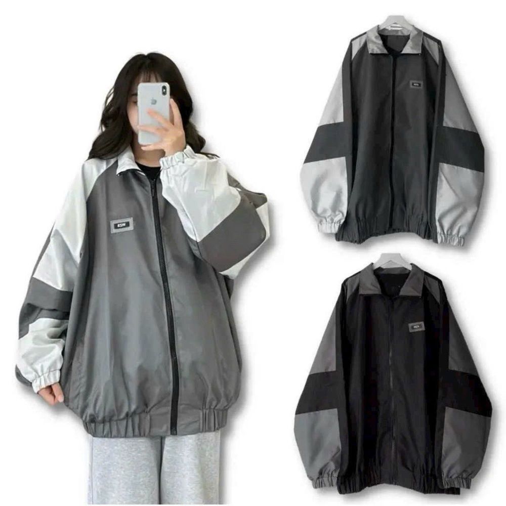 Áo khoác dù phối màu .logo thêu. Chất dù xịn 2 lớp .2 size L và xl .