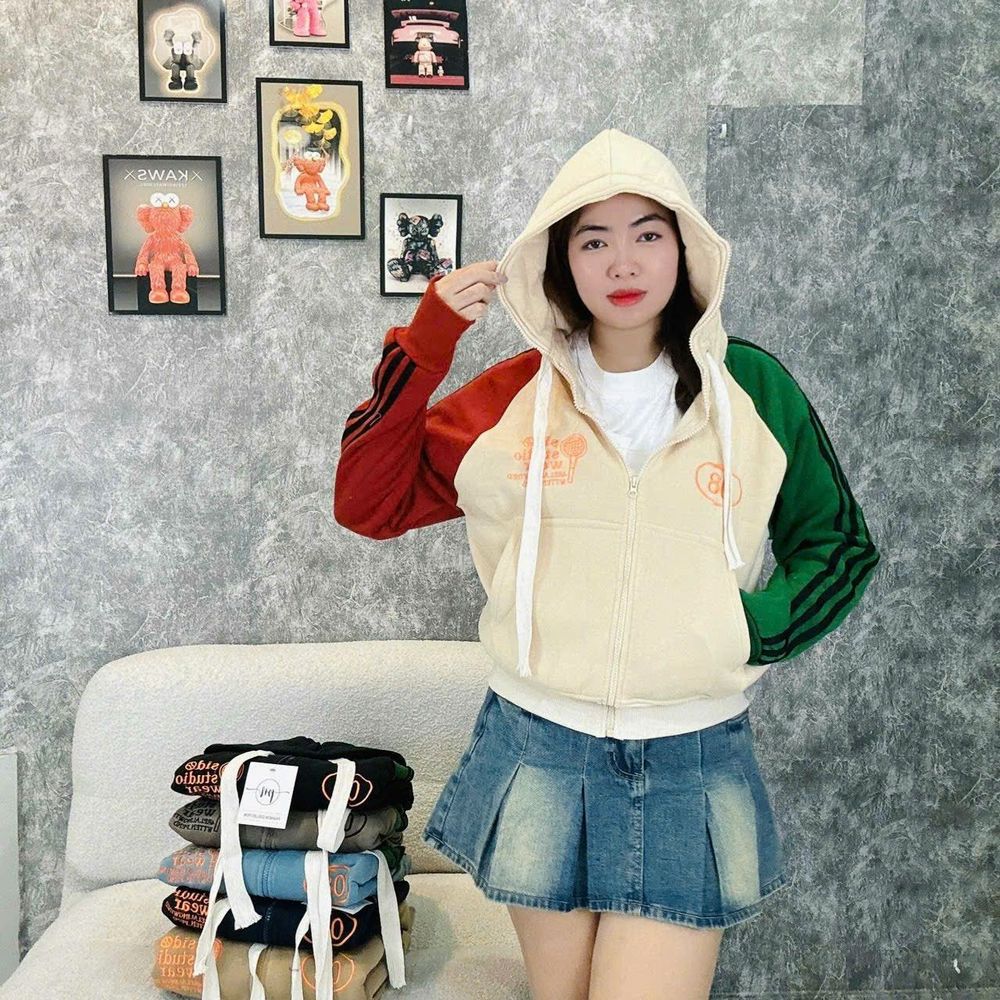 Áo khoác kiểu raplag sọc tay thêu 08 nỉ XK dày mịn tay xỏ ngón