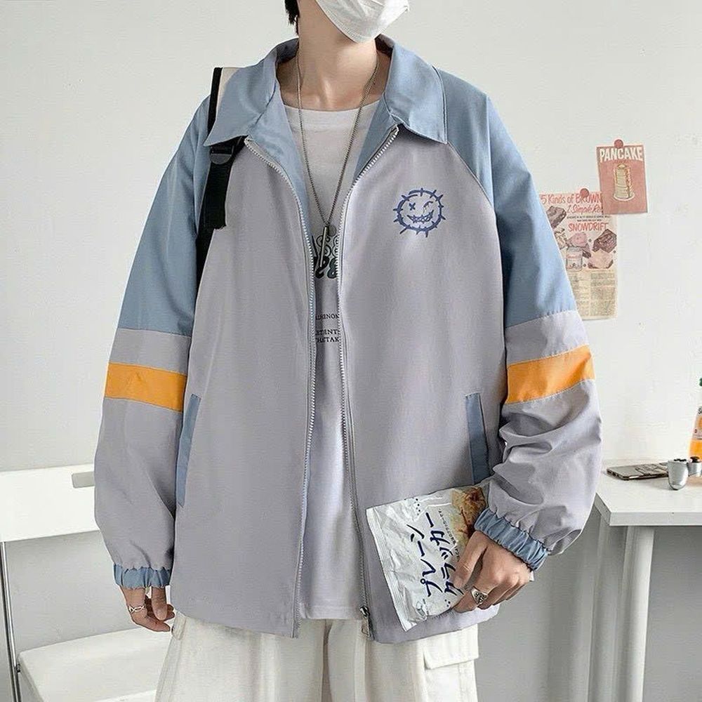 Áo khoác dù phối màu .logo in. Chất dù xịn 2 lớp .2 size L và xl .