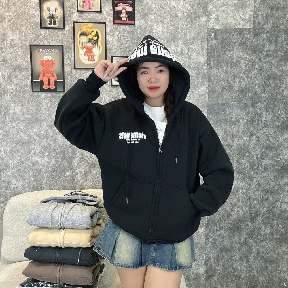 Áo khoác nỉ XK dày mịn in nổi nón freesize dưới 60kg