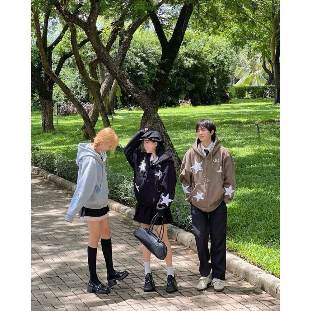 ÁO KHOÁC IN NGÔI SAO form rộng cánh dơi freesize 70kg