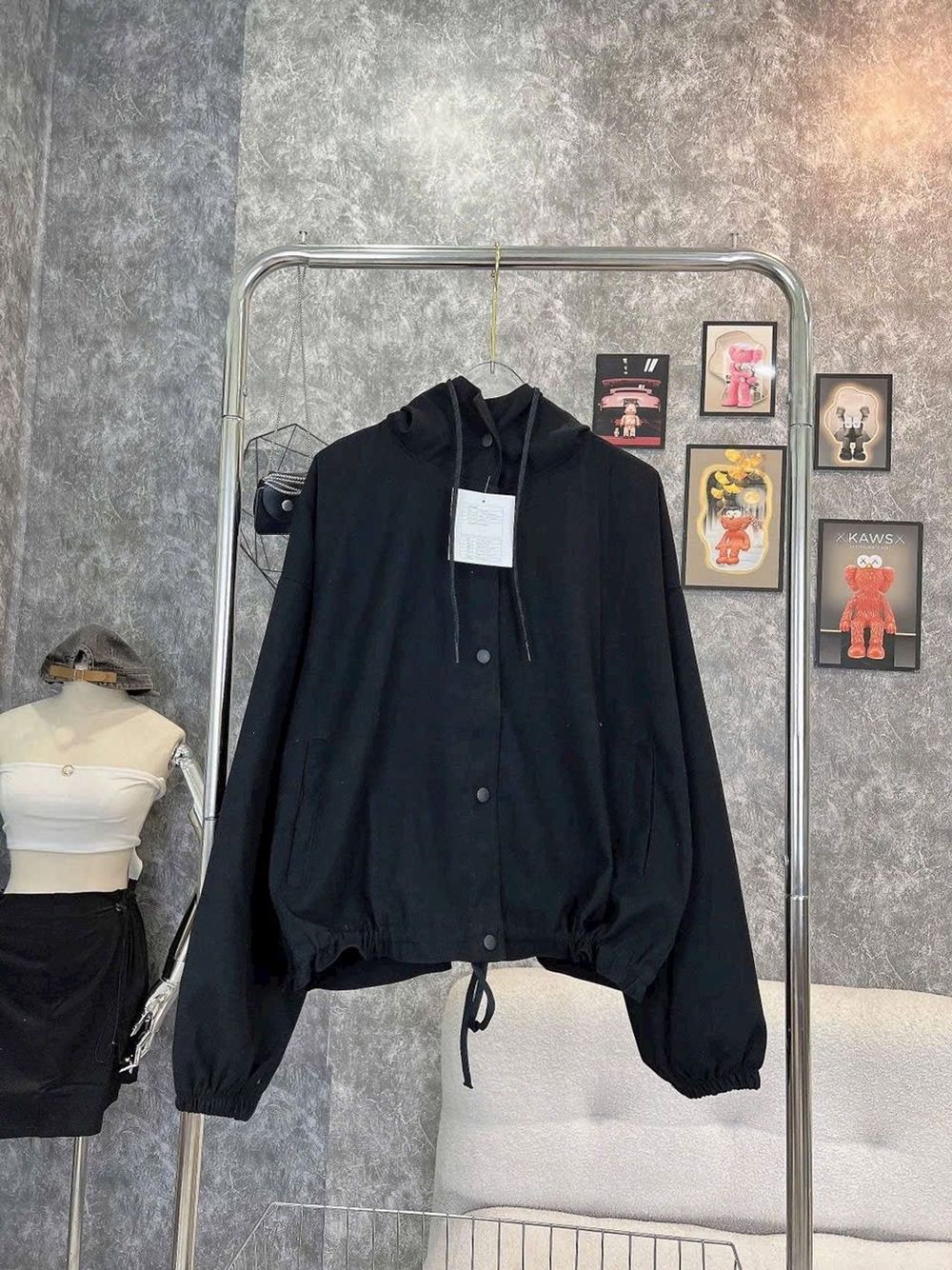 Áo khoác da lộn 1 lớp ,form 65kg.có dây rút lai.