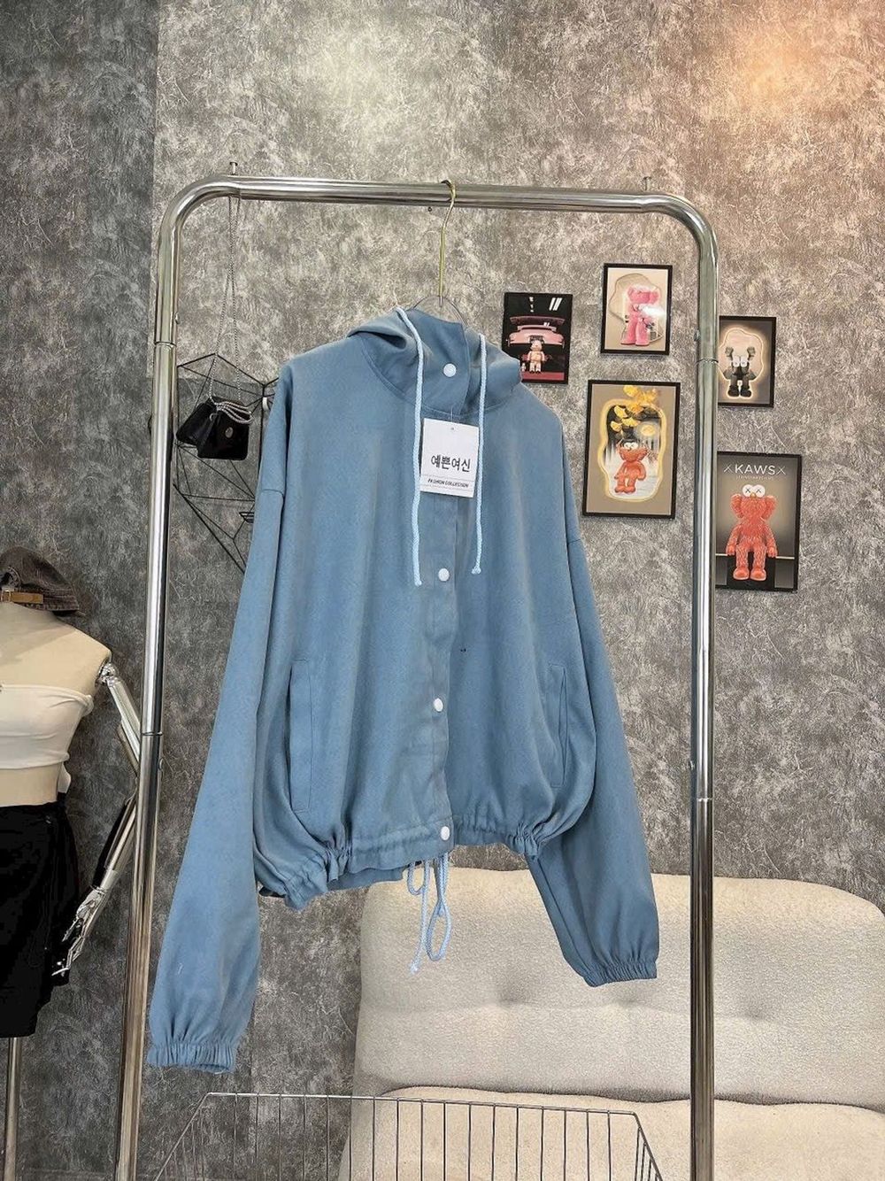 Áo khoác da lộn 1 lớp ,form 65kg.có dây rút lai.