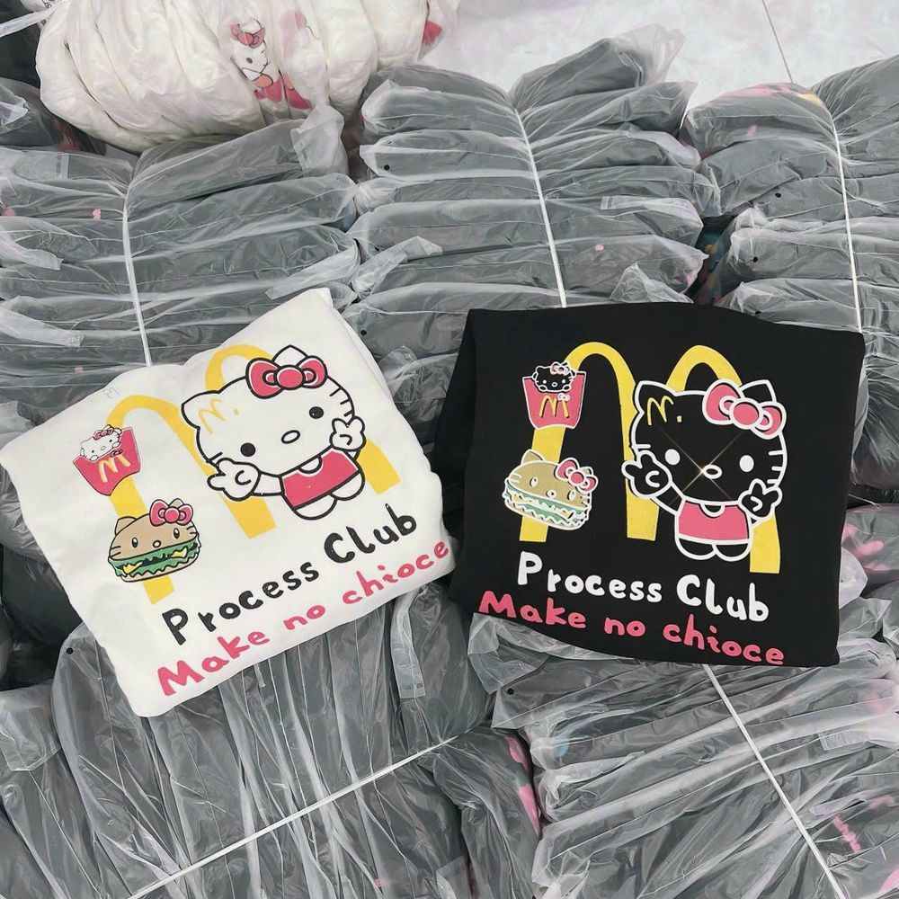 Áo hoodie in KITTY form to, tay phồng