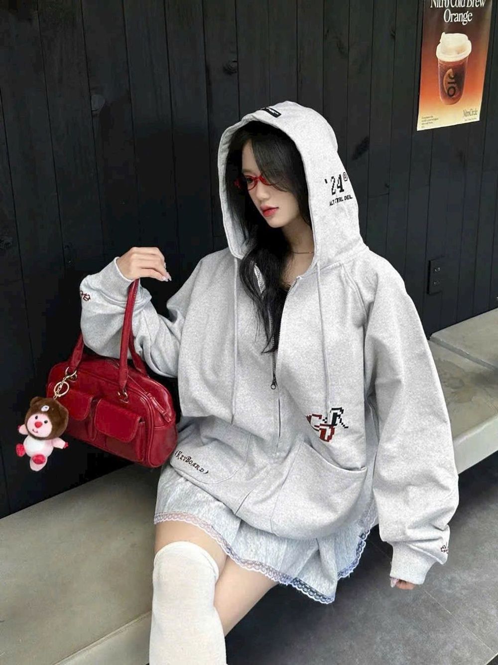 Áo khoác hoodie zip form boxy 2 túi vuông in Keyboard