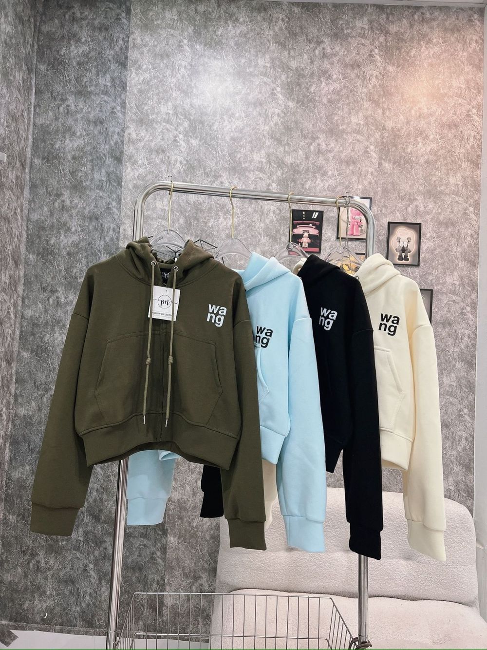 Áo khoác dáng lửng in WANG chất nỉ PC dày mịn freesize dưới 55kg