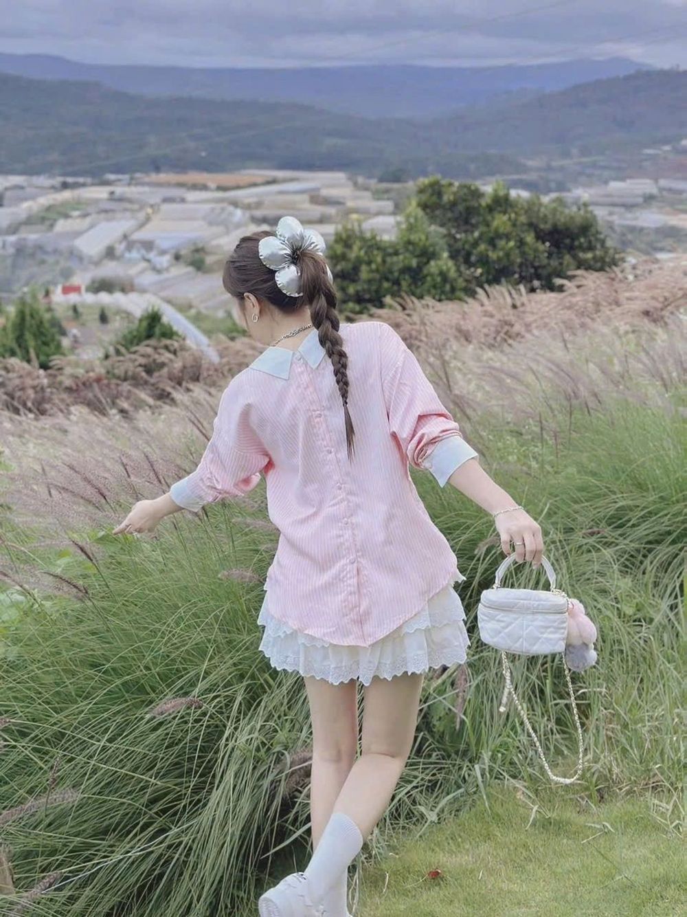 ÁO SƠ MI SỌC CỘT TÀ CHÉO Chất vải , Kate sọc Form dưới 52 kí