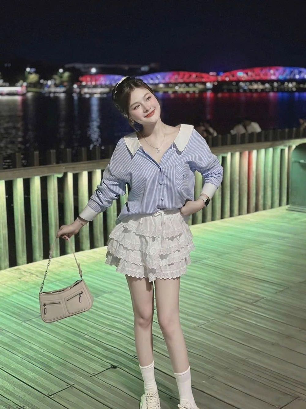 ÁO SƠ MI SỌC CỘT TÀ CHÉO Chất vải , Kate sọc Form dưới 52 kí